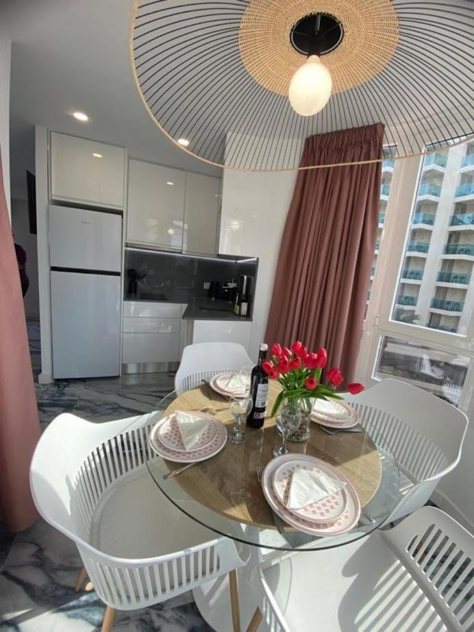 شقة Coblanca 5-Exclusivo Loft 5-6 بينايدورم المظهر الخارجي الصورة